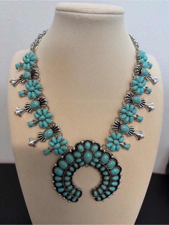 Piper K Jewelry - Piper K | Southwestern Squash Bloom Turquoise Boho Cowgirl Chic Necklace